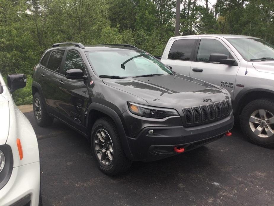 used 2023 Jeep Cherokee car, priced at $33,690