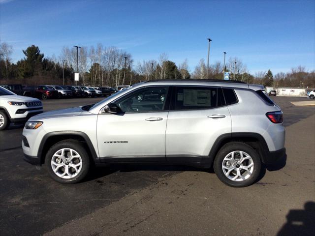 new 2025 Jeep Compass car, priced at $31,035