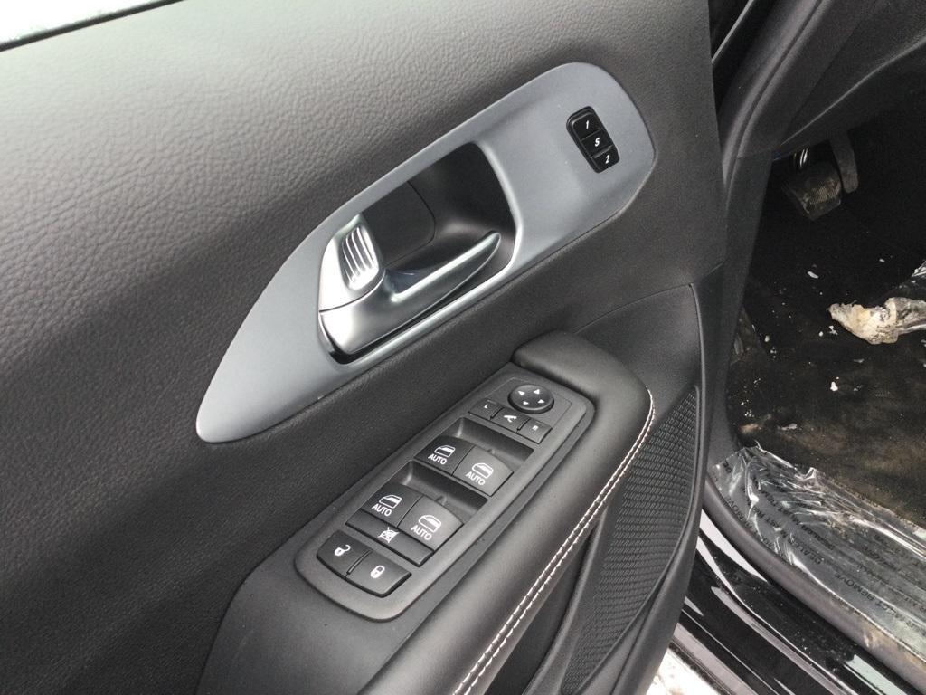 new 2026 Chrysler Pacifica car, priced at $53,520