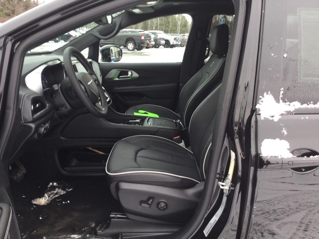 new 2026 Chrysler Pacifica car, priced at $53,520