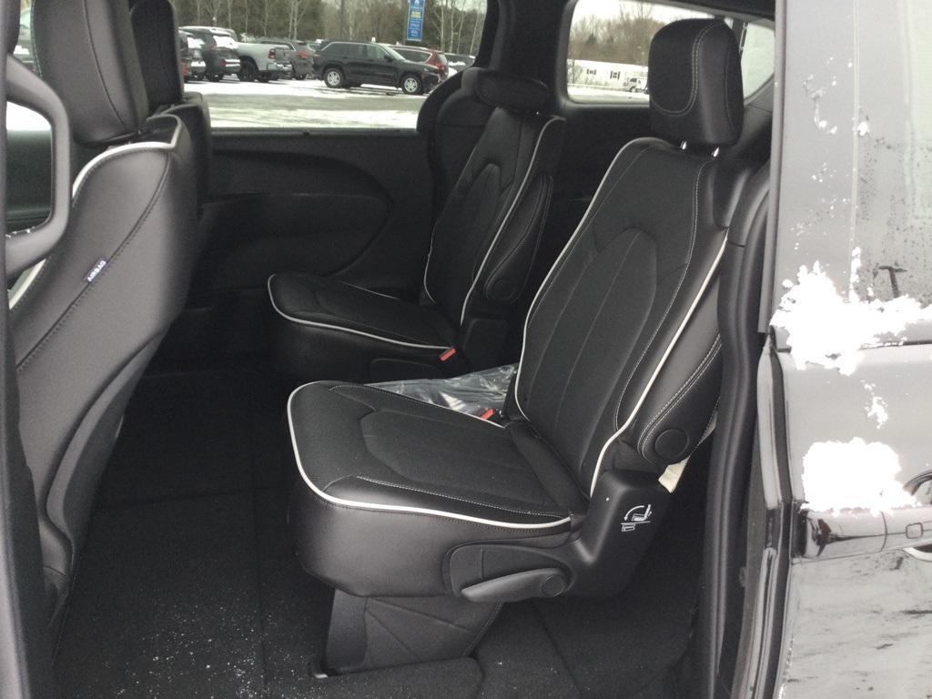 new 2026 Chrysler Pacifica car, priced at $53,520