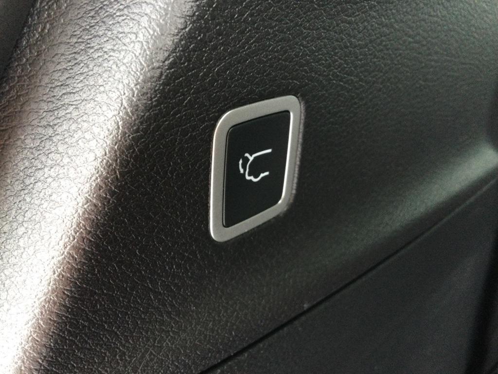 new 2026 Chrysler Pacifica car, priced at $53,520