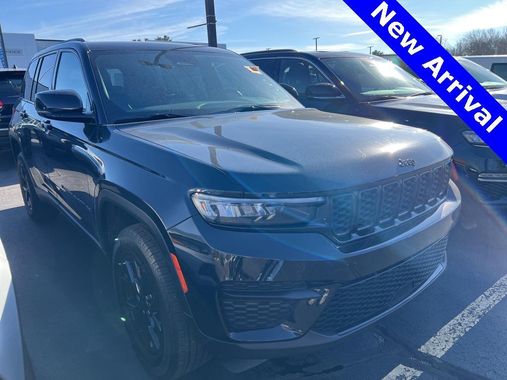 used 2024 Jeep Grand Cherokee car, priced at $35,500
