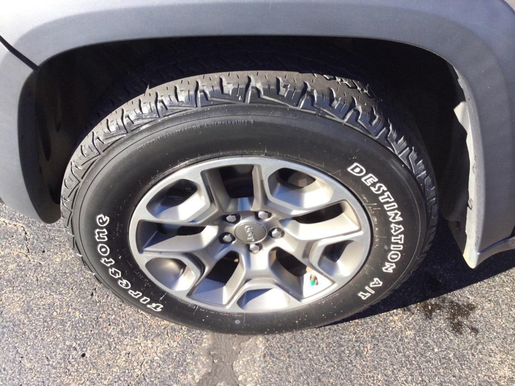 used 2021 Jeep Cherokee car, priced at $20,500