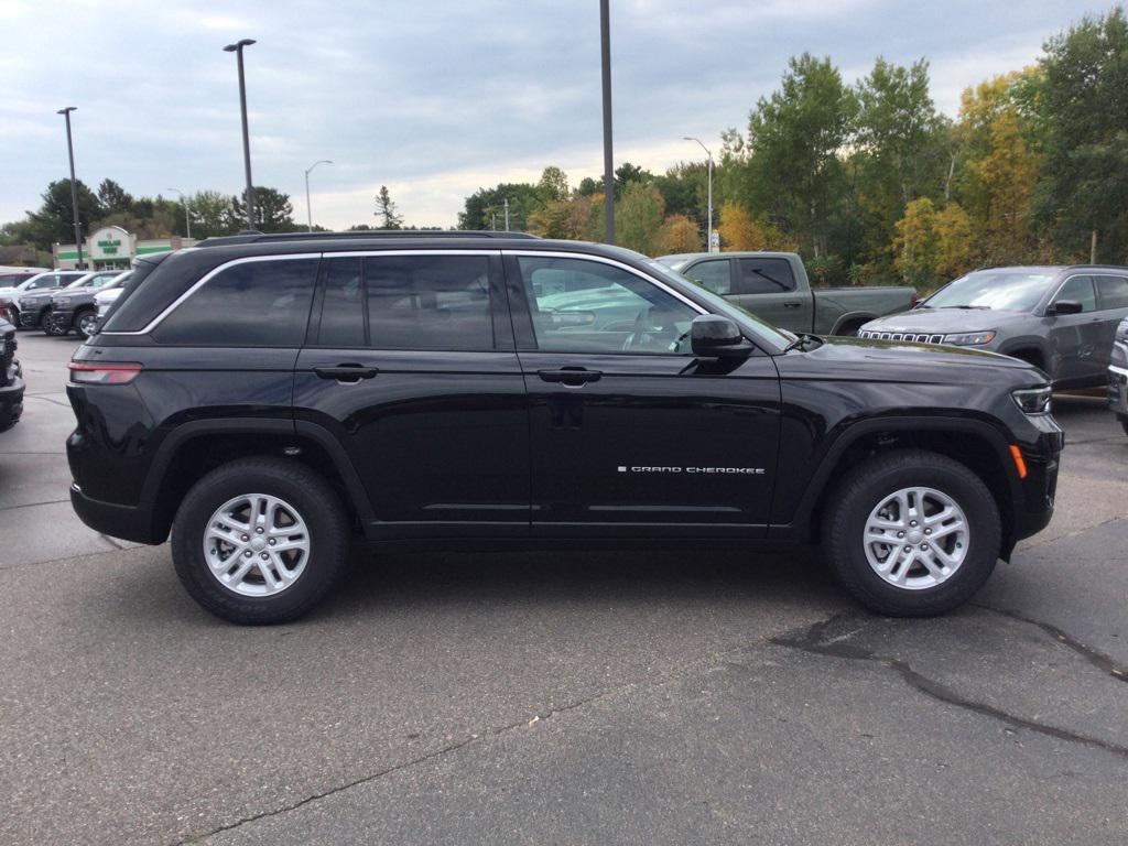 new 2025 Jeep Grand Cherokee car, priced at $37,665