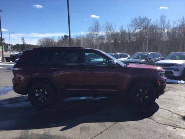 new 2025 Jeep Grand Cherokee car, priced at $44,025