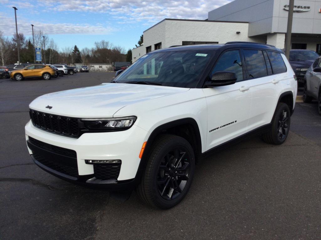new 2025 Jeep Grand Cherokee L car, priced at $53,235