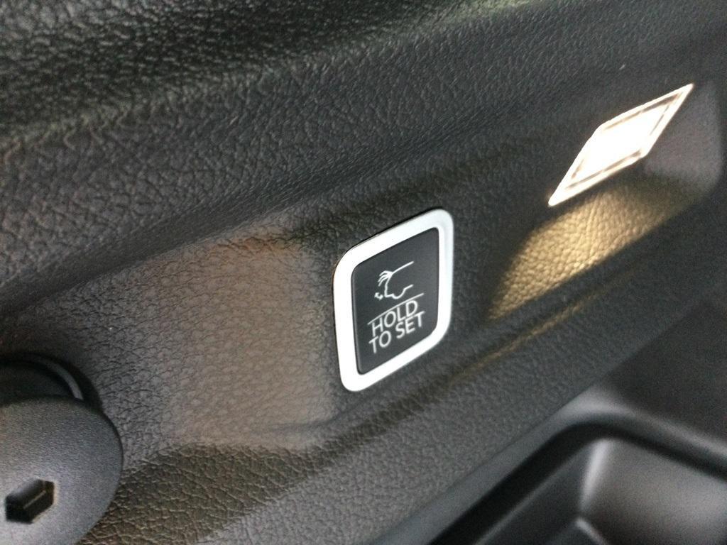 new 2025 Jeep Grand Cherokee L car, priced at $53,235