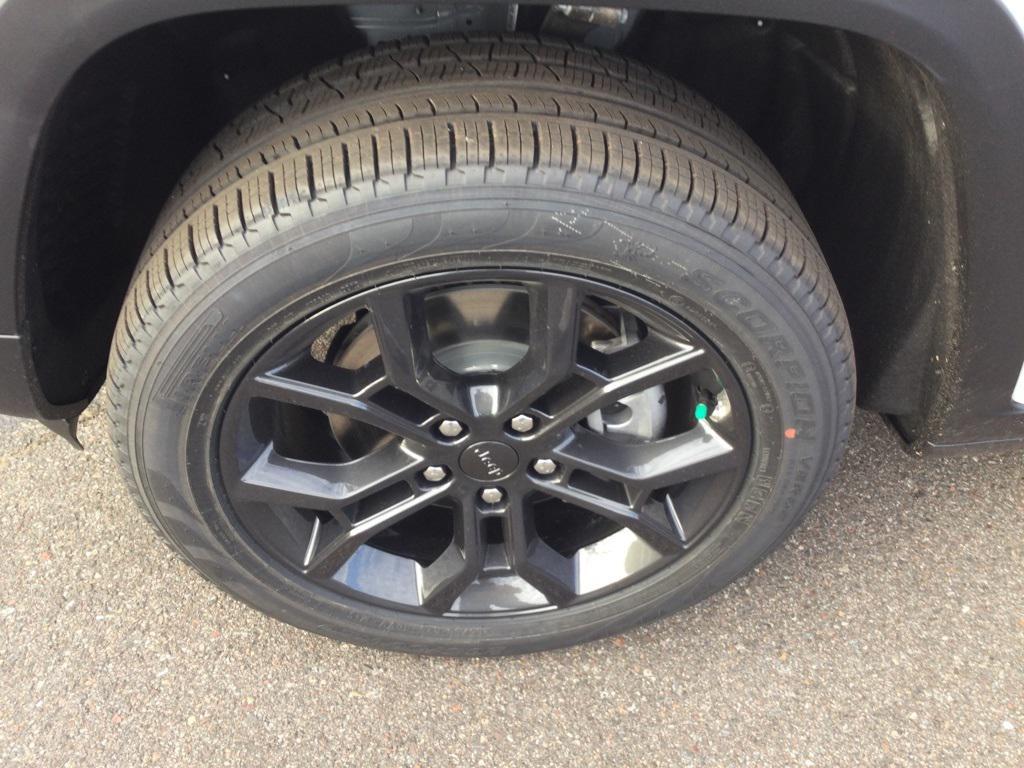 new 2025 Jeep Grand Cherokee L car, priced at $53,235