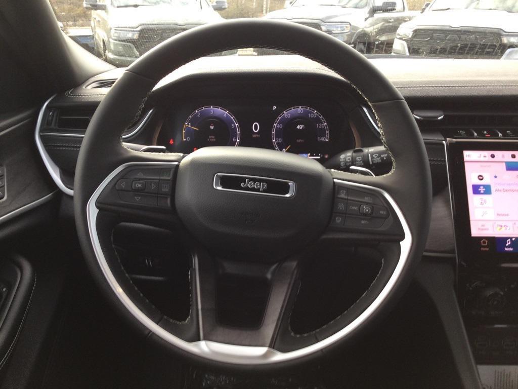 new 2025 Jeep Grand Cherokee L car, priced at $53,235