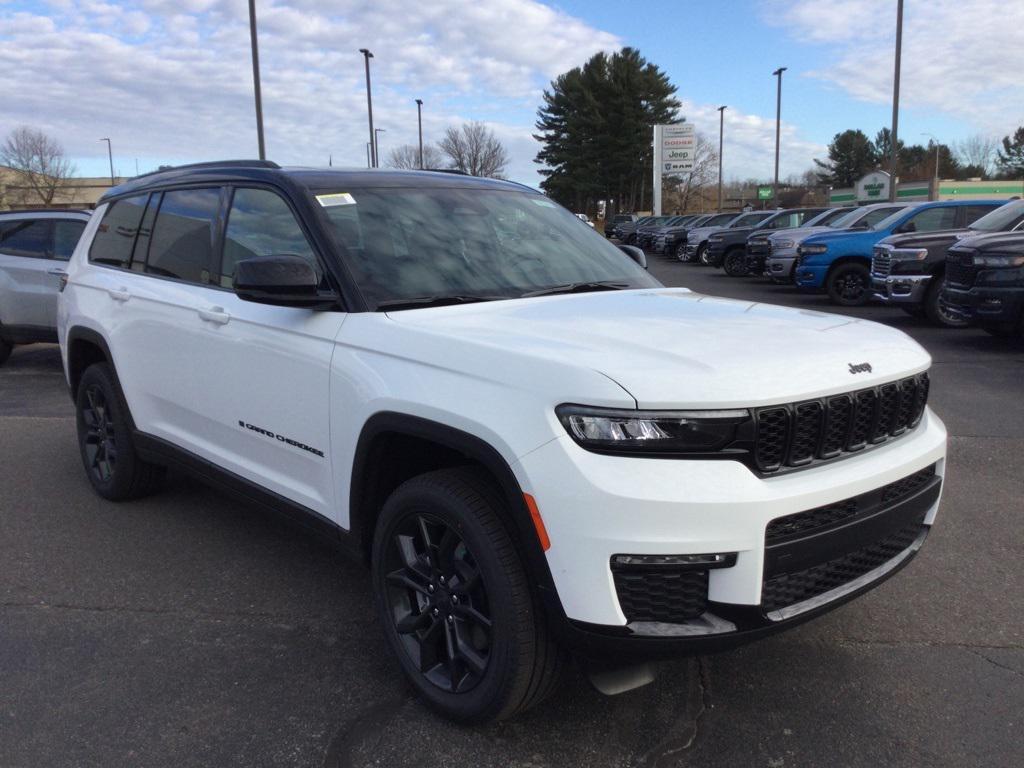 new 2025 Jeep Grand Cherokee L car, priced at $53,235