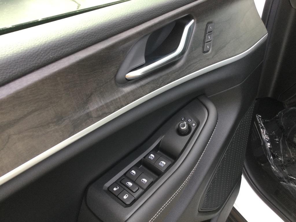 new 2025 Jeep Grand Cherokee L car, priced at $53,235