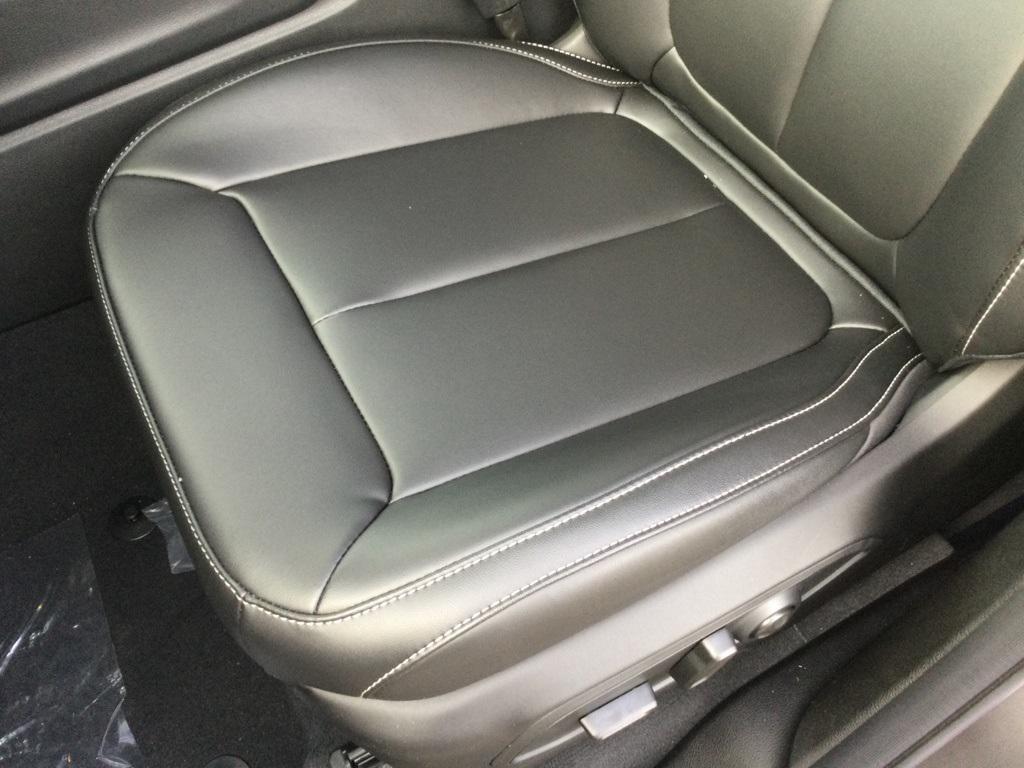 new 2025 Jeep Grand Cherokee L car, priced at $54,580