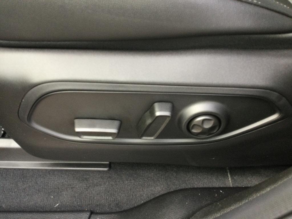 new 2025 Jeep Grand Cherokee L car, priced at $54,580