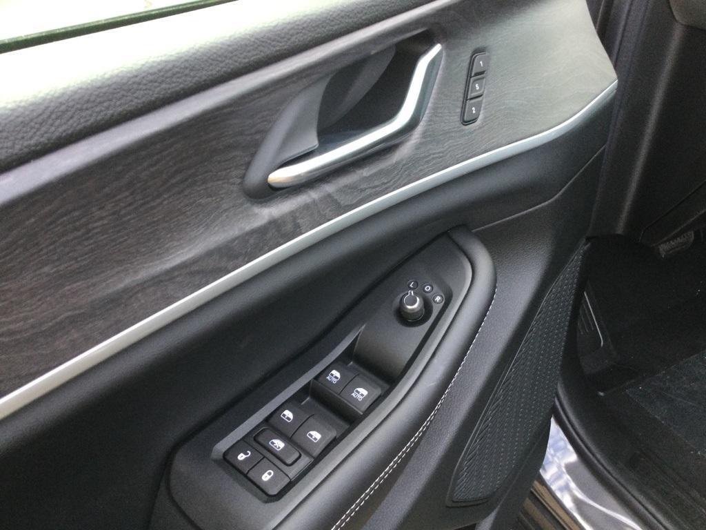 new 2025 Jeep Grand Cherokee L car, priced at $54,580