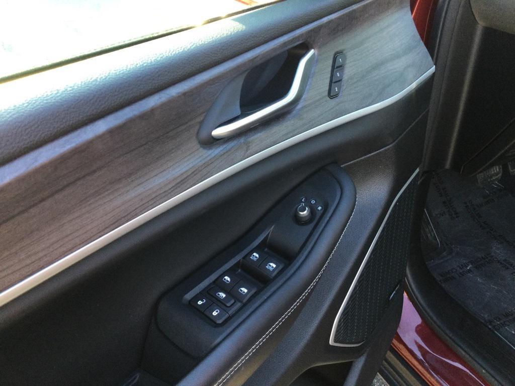 used 2023 Jeep Grand Cherokee car, priced at $33,500