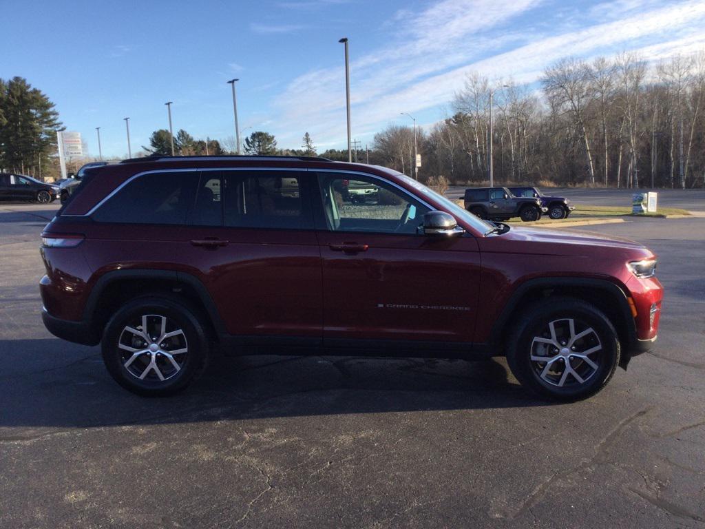 used 2023 Jeep Grand Cherokee car, priced at $33,500