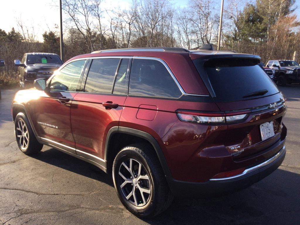 used 2023 Jeep Grand Cherokee car, priced at $33,500