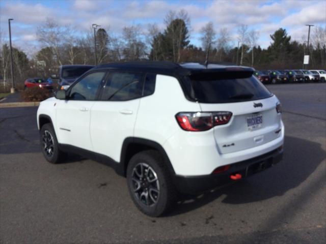 new 2025 Jeep Compass car, priced at $36,140