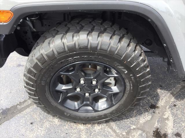 used 2023 Jeep Gladiator car, priced at $35,490