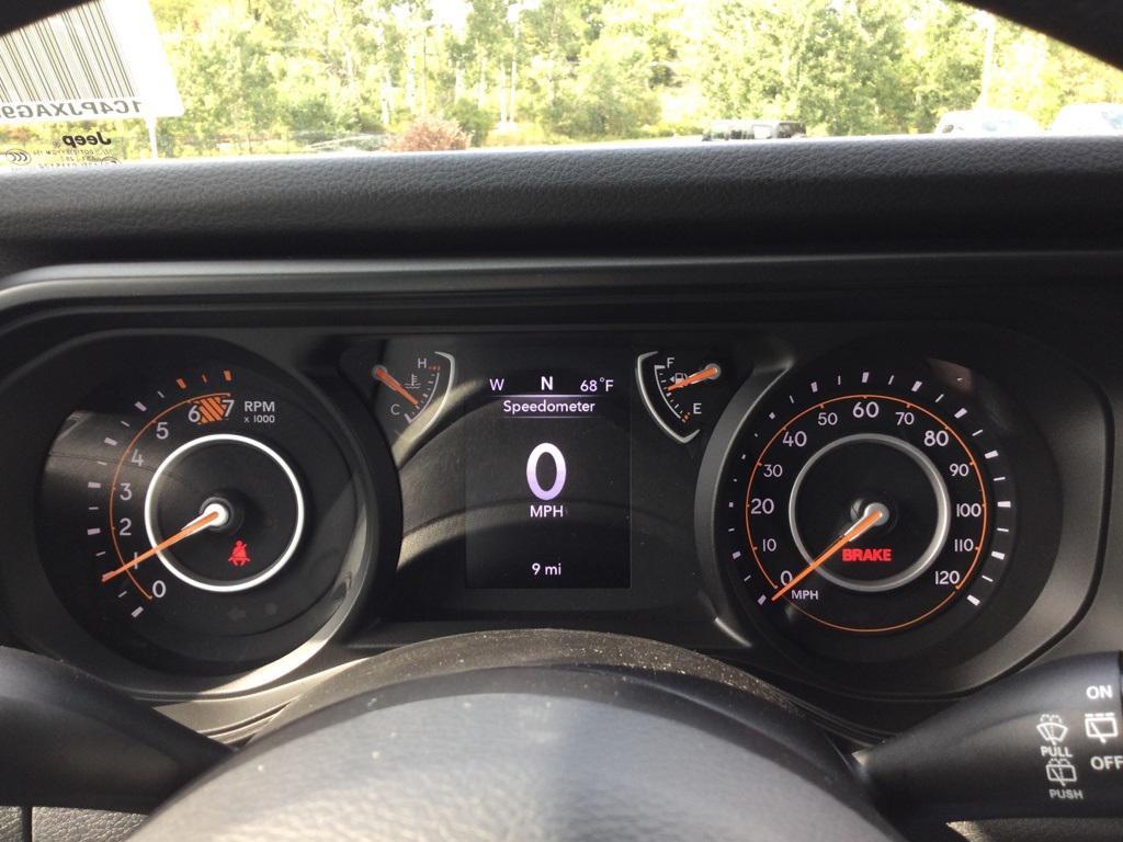 new 2025 Jeep Wrangler car, priced at $35,075