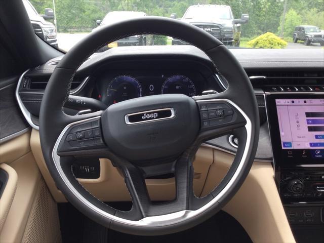 new 2025 Jeep Grand Cherokee car, priced at $50,592