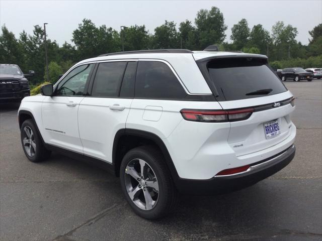 new 2025 Jeep Grand Cherokee car, priced at $50,592