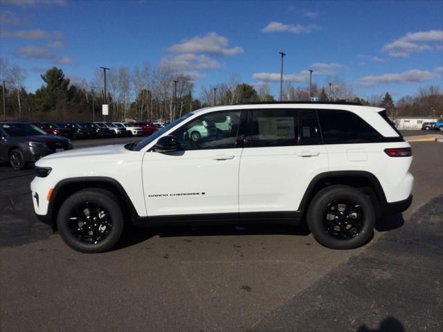 new 2025 Jeep Grand Cherokee car, priced at $45,930