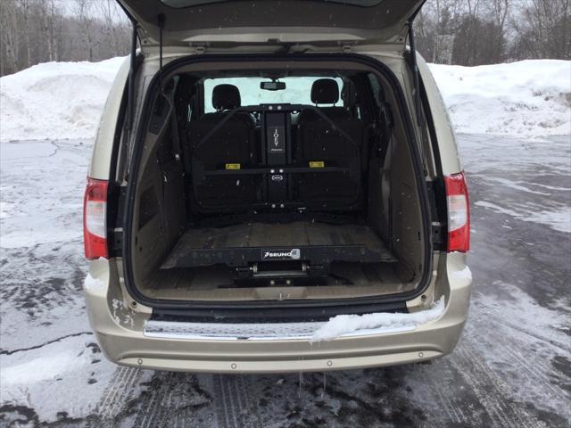 used 2015 Chrysler Town & Country car, priced at $10,490