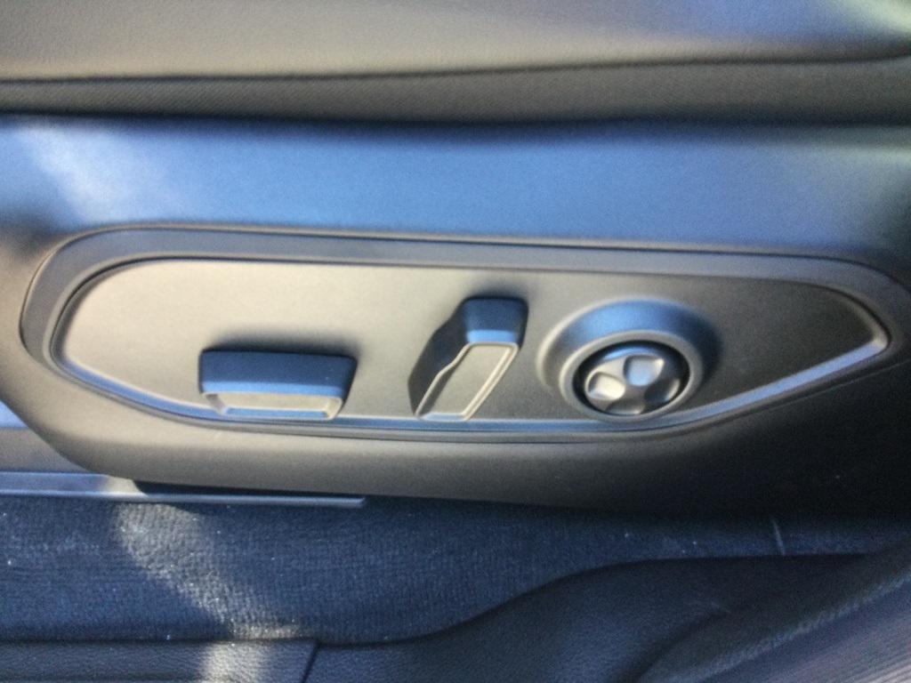 new 2025 Jeep Grand Cherokee L car, priced at $47,490