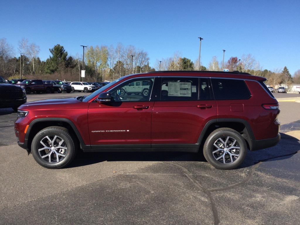 new 2025 Jeep Grand Cherokee L car, priced at $47,490