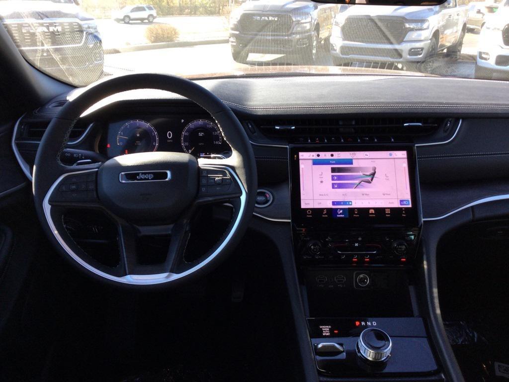 new 2025 Jeep Grand Cherokee L car, priced at $47,490