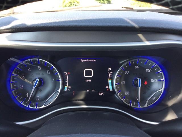 new 2025 Chrysler Pacifica car, priced at $42,019