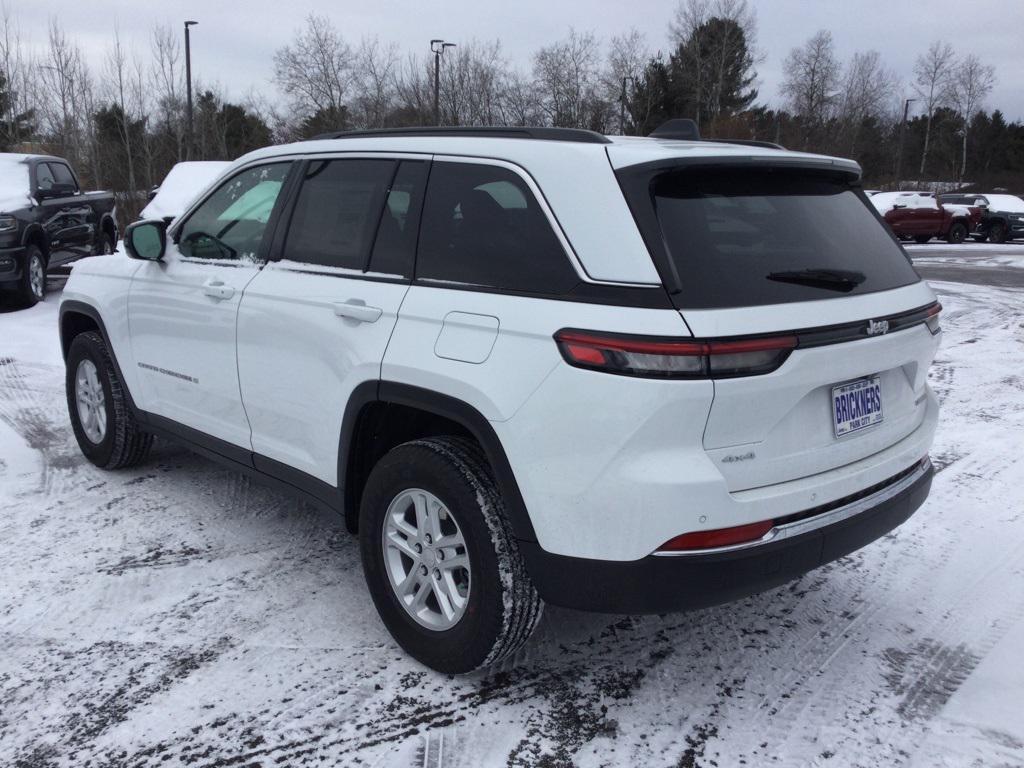 new 2025 Jeep Grand Cherokee car, priced at $41,070