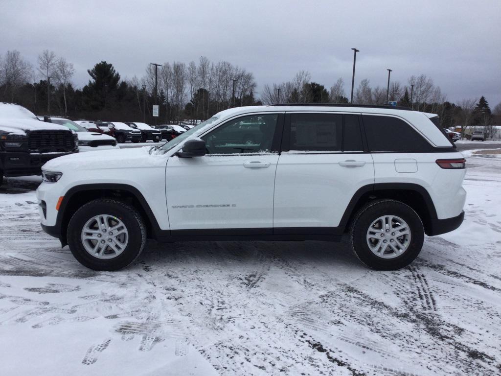 new 2025 Jeep Grand Cherokee car, priced at $41,070