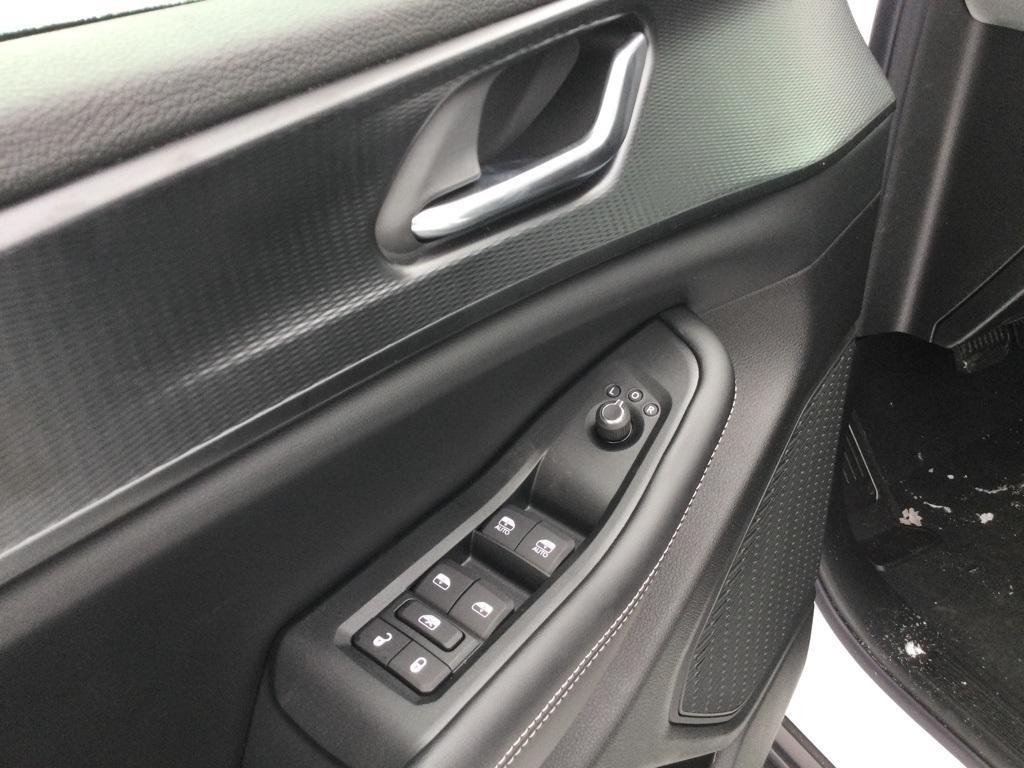 new 2025 Jeep Grand Cherokee car, priced at $41,070