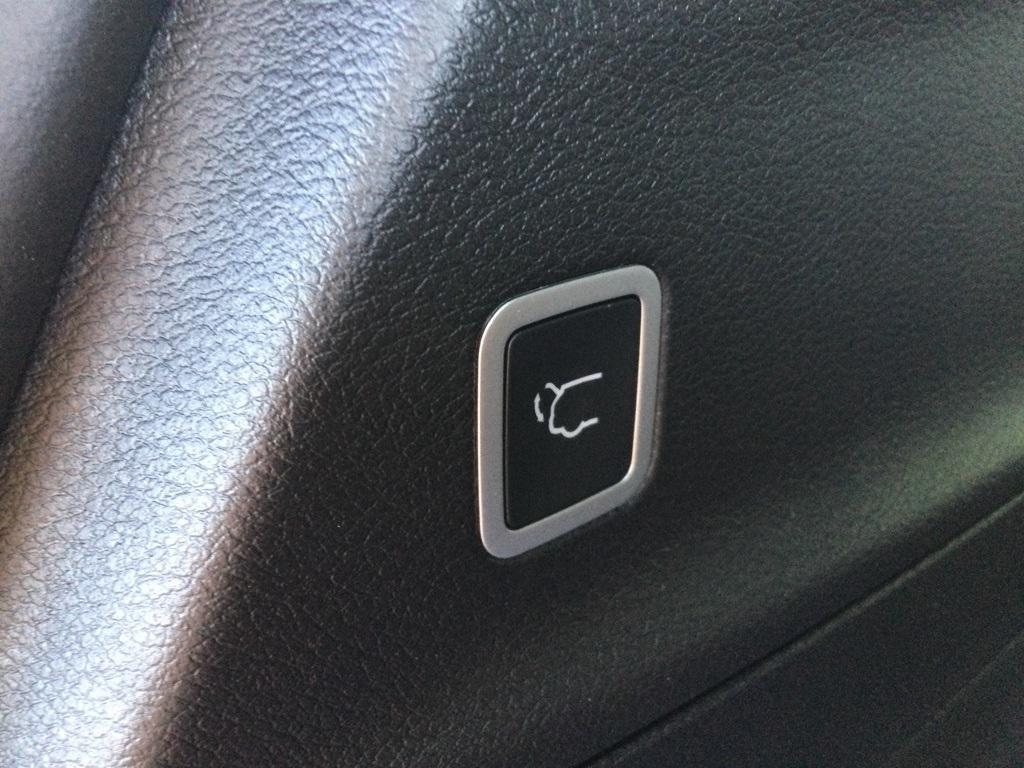 new 2026 Chrysler Pacifica car, priced at $47,555