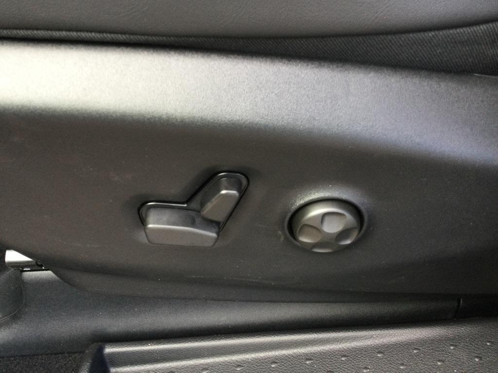 new 2026 Chrysler Pacifica car, priced at $47,555