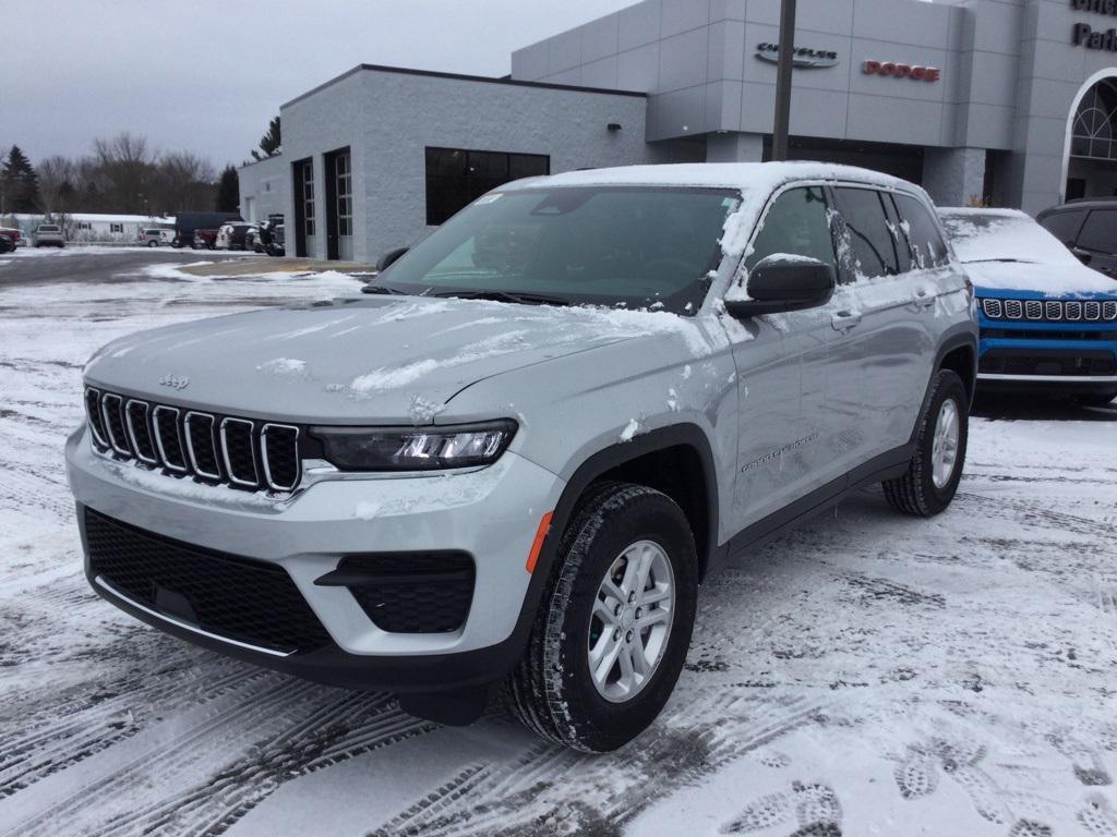 new 2025 Jeep Grand Cherokee car, priced at $41,665