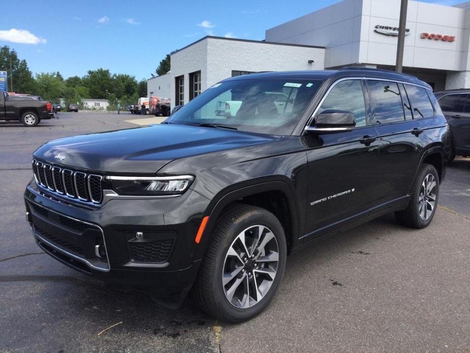 new 2024 Jeep Grand Cherokee L car, priced at $57,880