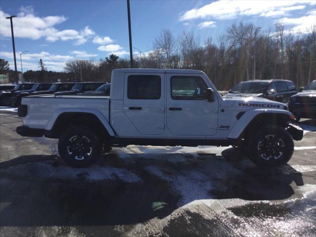 new 2025 Jeep Gladiator car, priced at $60,990