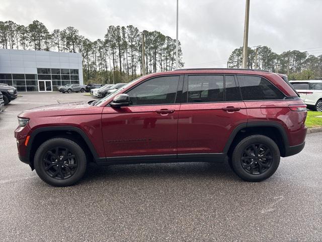 used 2024 Jeep Grand Cherokee car, priced at $38,769