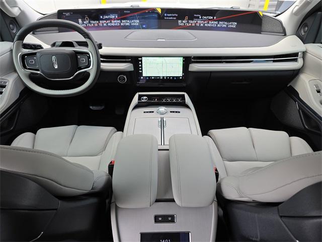 new 2025 Lincoln Navigator car, priced at $102,740