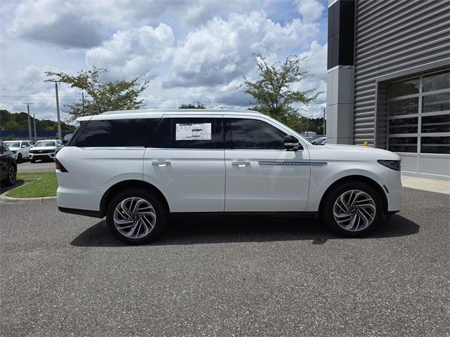 new 2025 Lincoln Navigator car, priced at $102,740