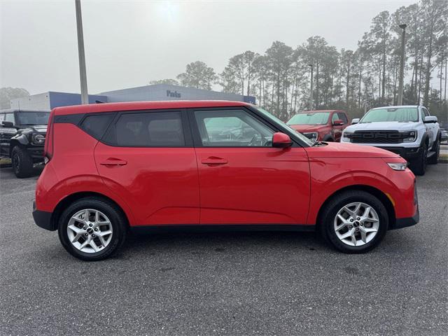 used 2022 Kia Soul car, priced at $15,379