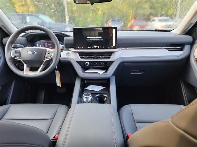 new 2025 Ford Explorer car, priced at $45,665