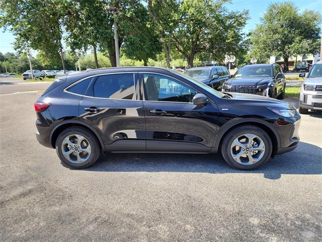 new 2025 Ford Escape car, priced at $29,870