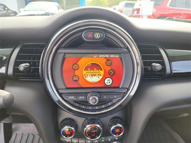 used 2021 MINI Hardtop car, priced at $19,498