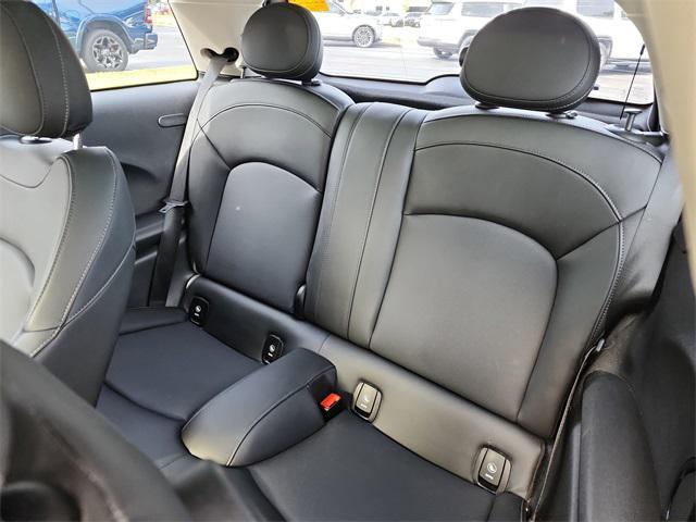 used 2021 MINI Hardtop car, priced at $19,498