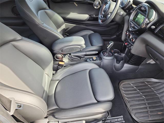 used 2021 MINI Hardtop car, priced at $19,498